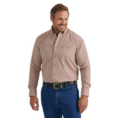 Wrangler Men's Long Sleeve Button Up in Burnt Tomato