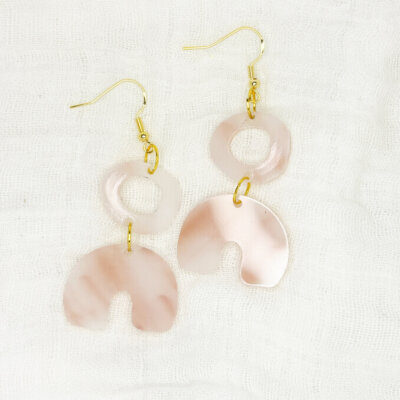 dawn-blush-earrings dawn-blush-earrings