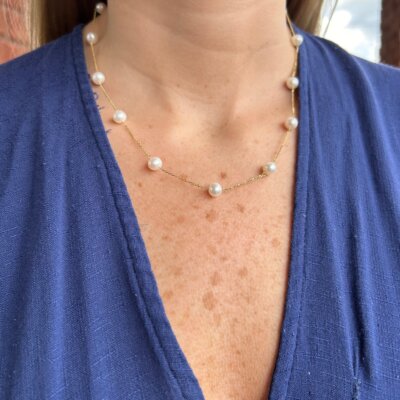 14K Stationary Pearl Necklace