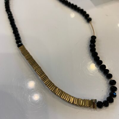 Metal & Glass Beads Necklace