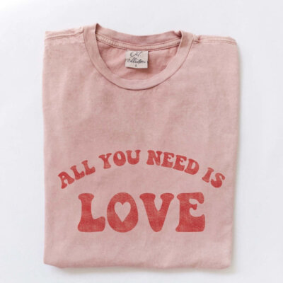 T-shirt - All You Need Is Love